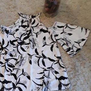 Black/white off shoulder blouse